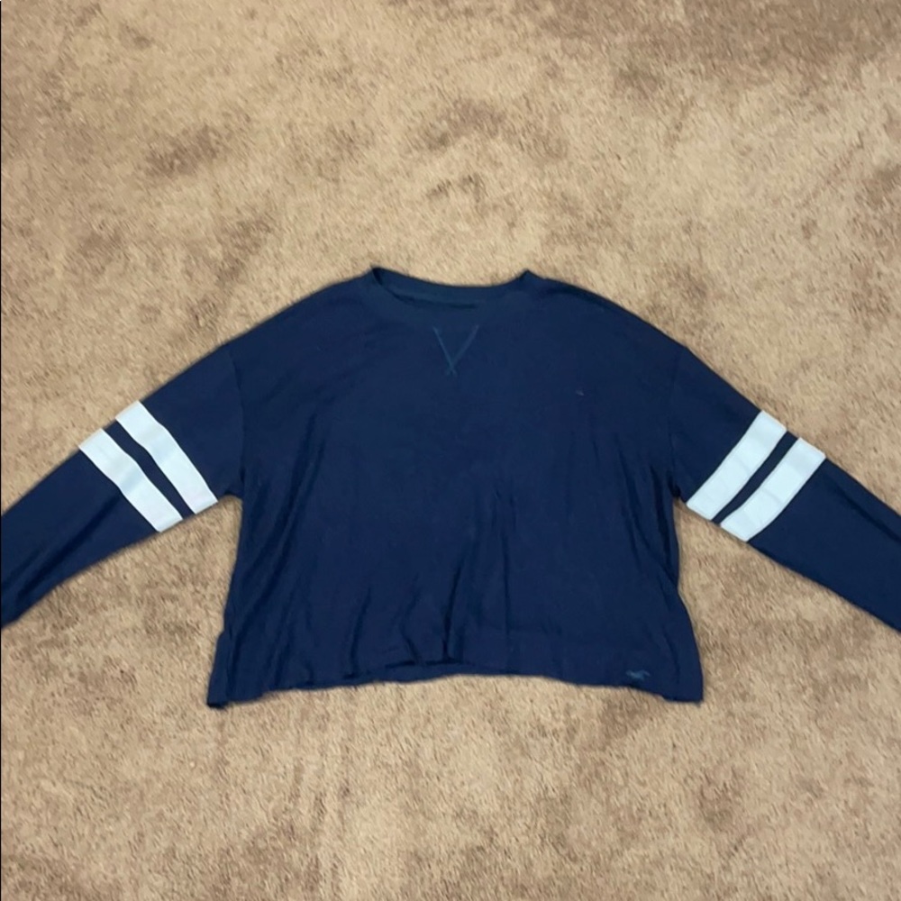 Hollister cropped long sleeve